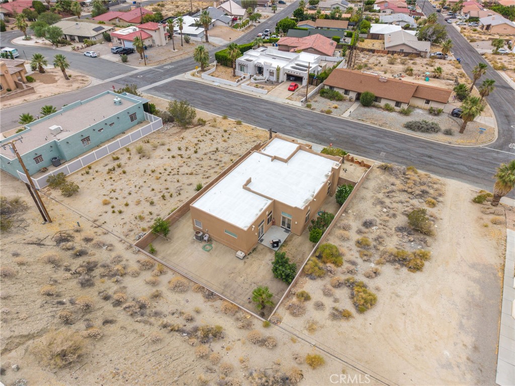 main property photo 40