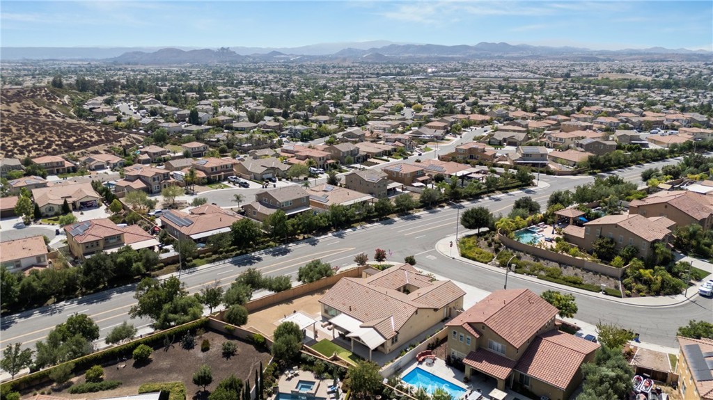 main property photo 66