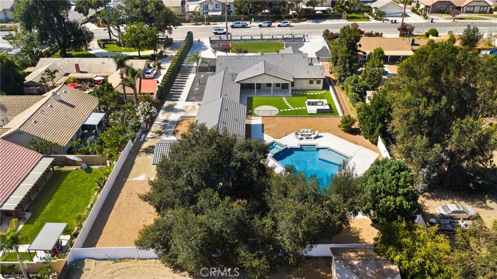 main property photo 73