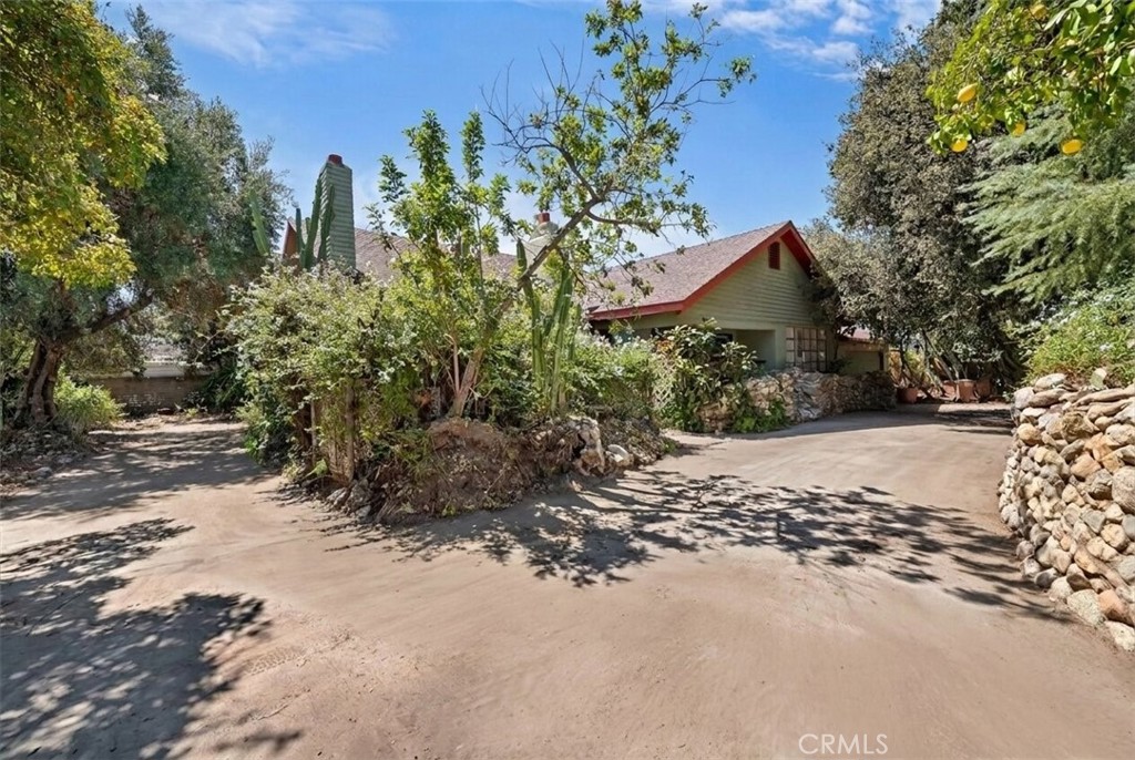 main property photo 42