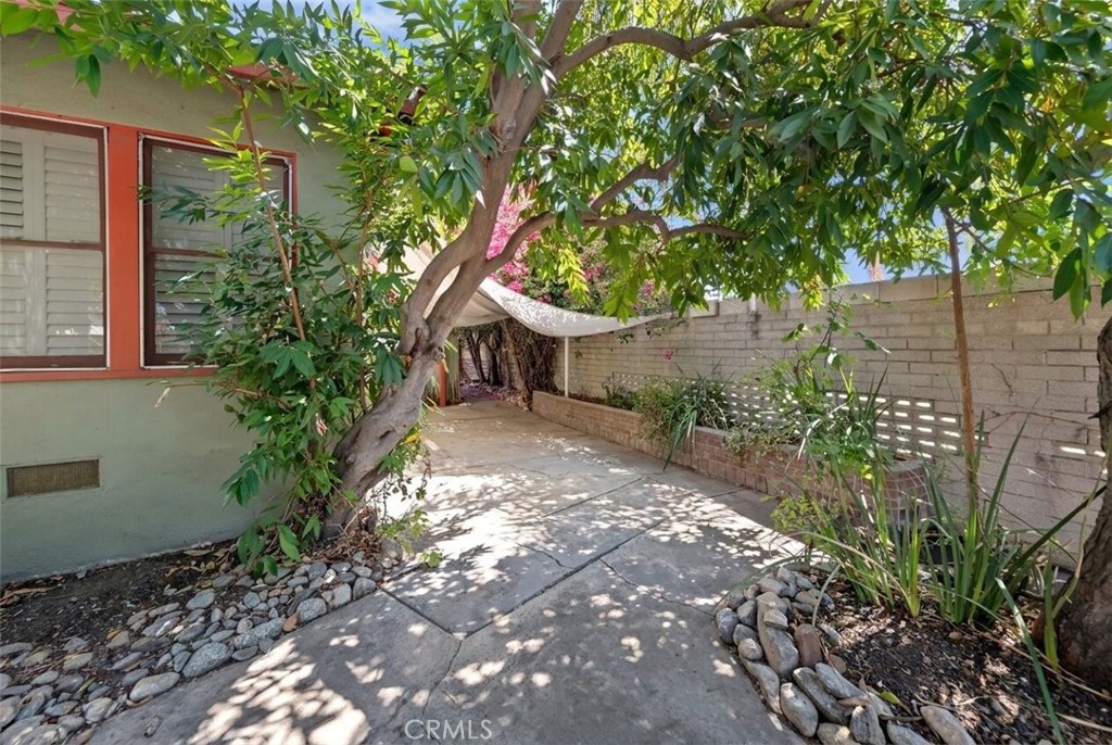 main property photo 70