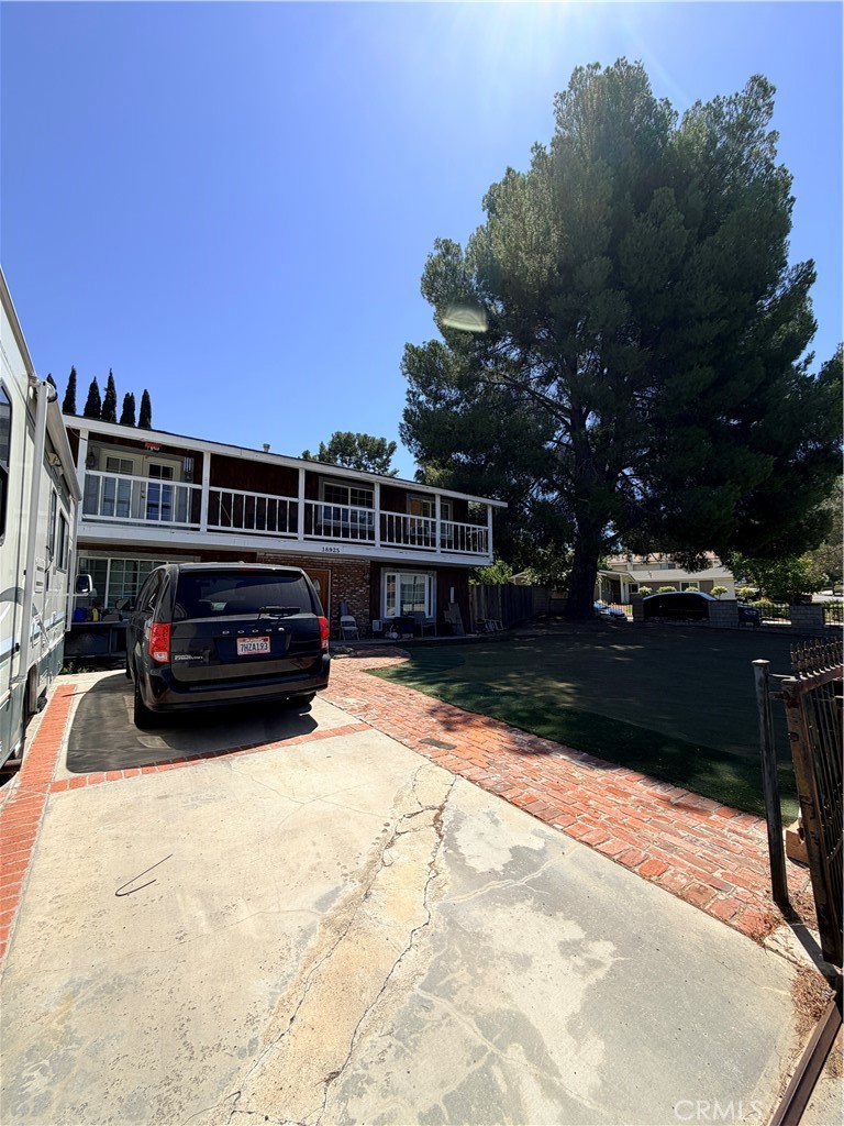 main property photo 9