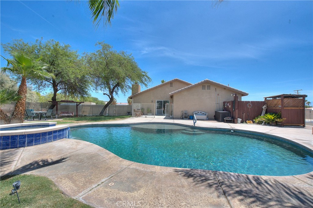 main property photo 42