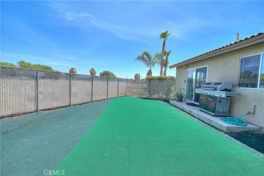 main property photo 59