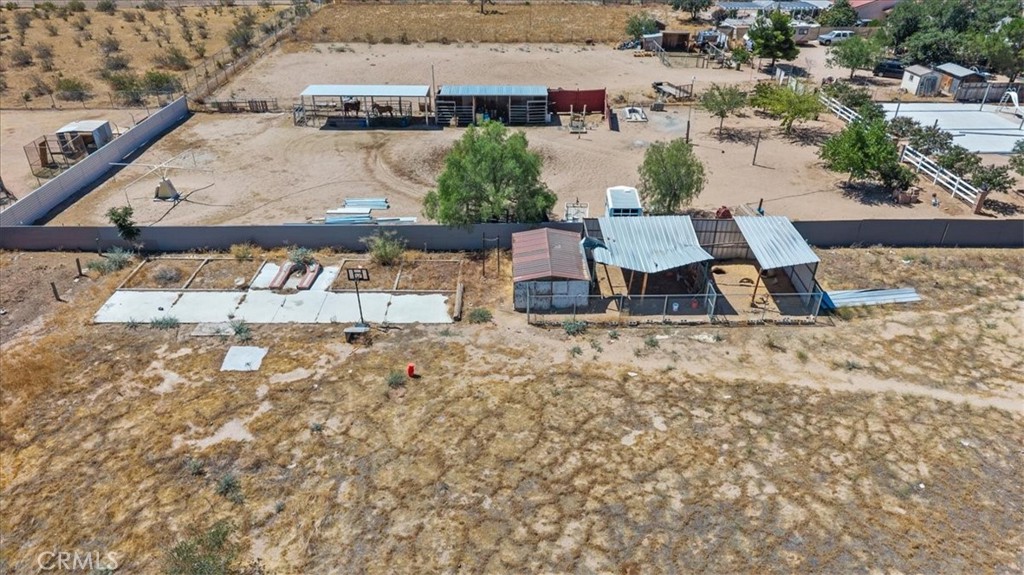 main property photo 29