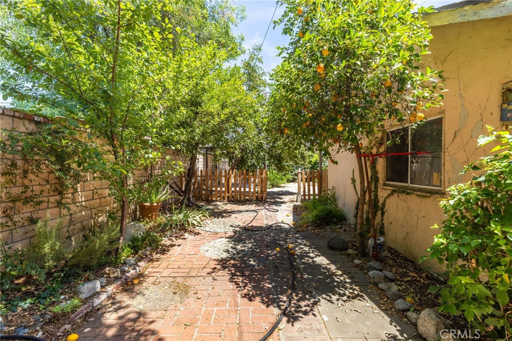 main property photo 39