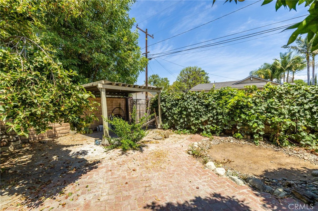 main property photo 43