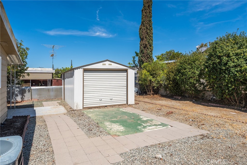 main property photo 24