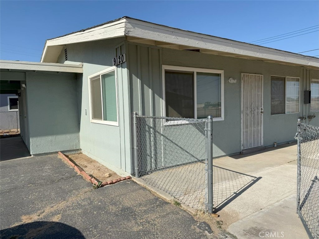 main property photo 9