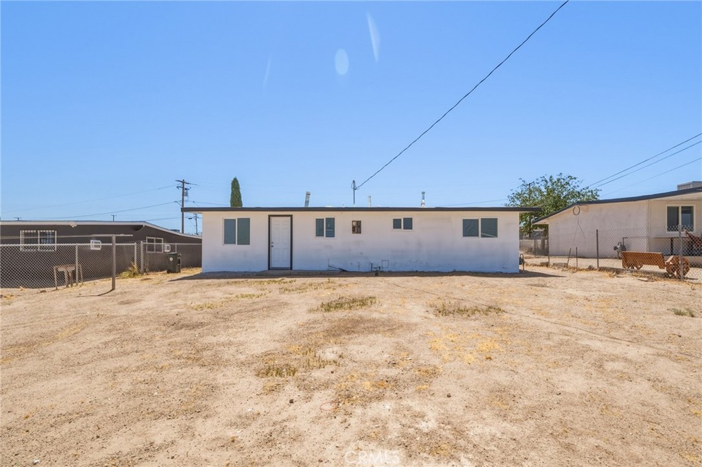 main property photo 15