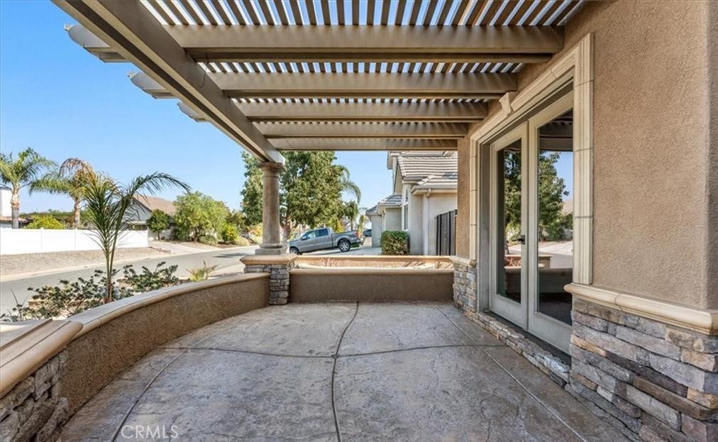 main property photo 51