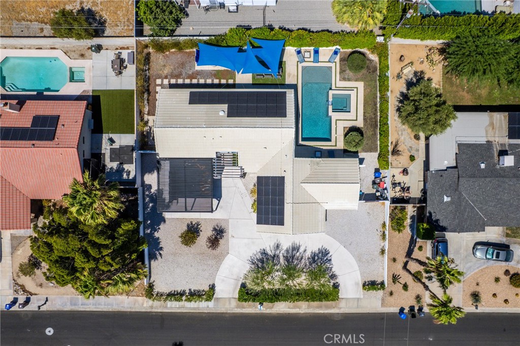 main property photo 36
