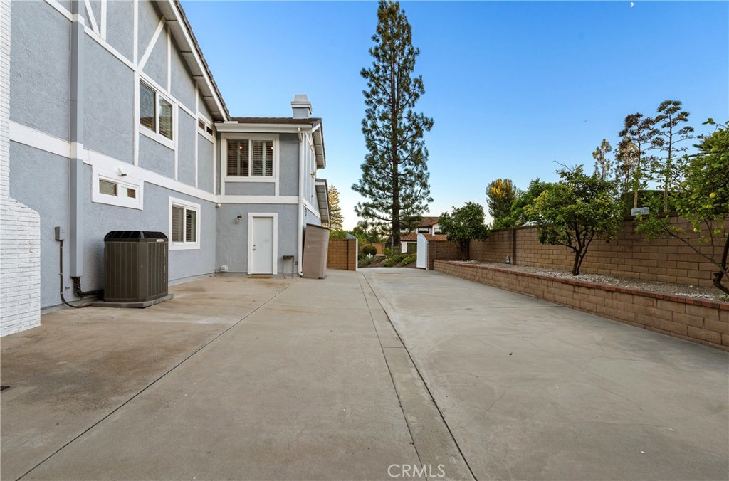 main property photo 73