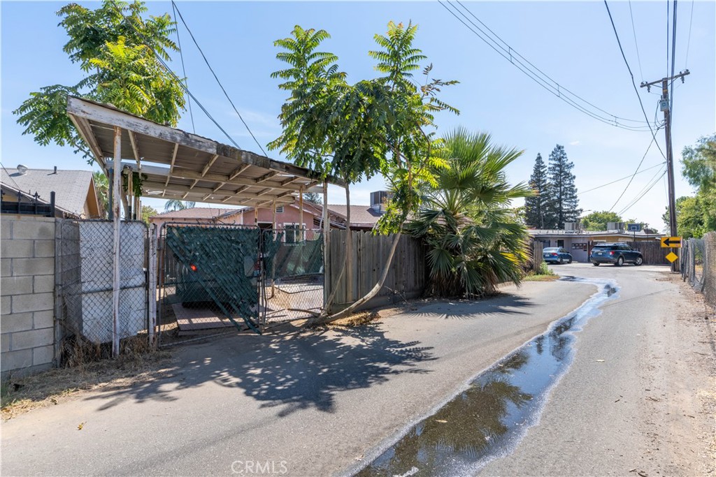 main property photo 33