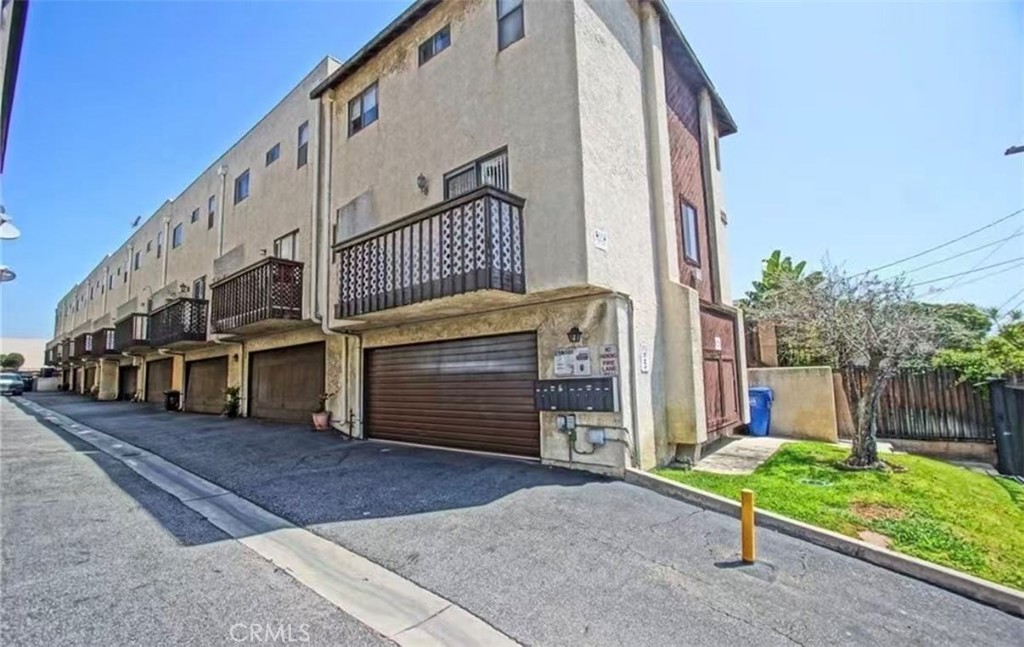 main property photo 27