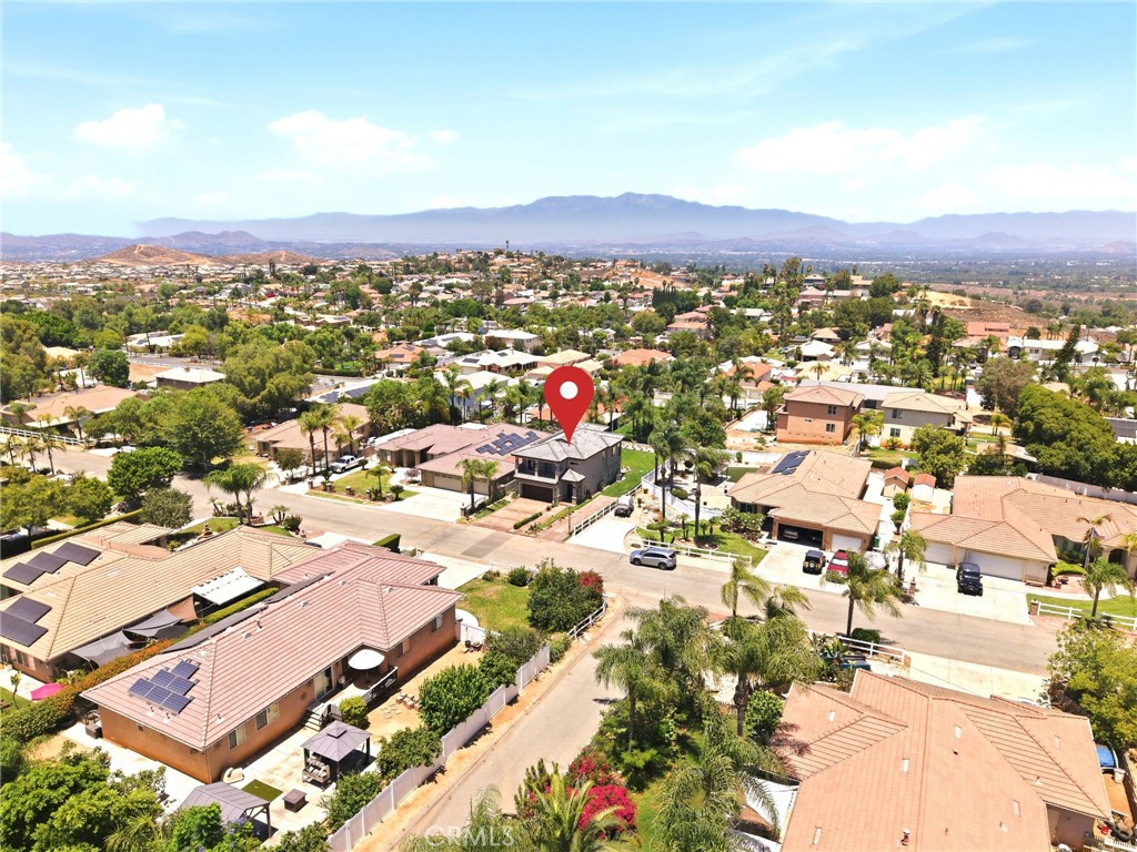 main property photo 74