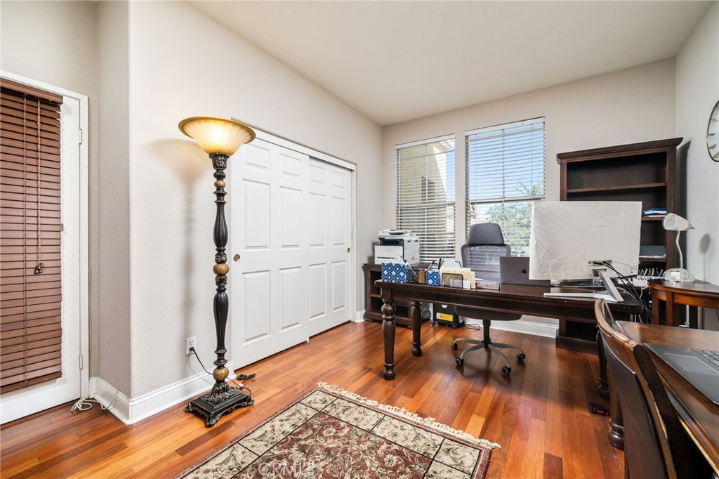 main property photo 18
