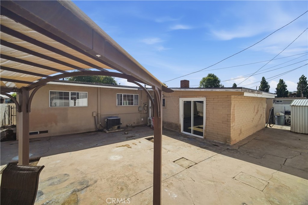 main property photo 16