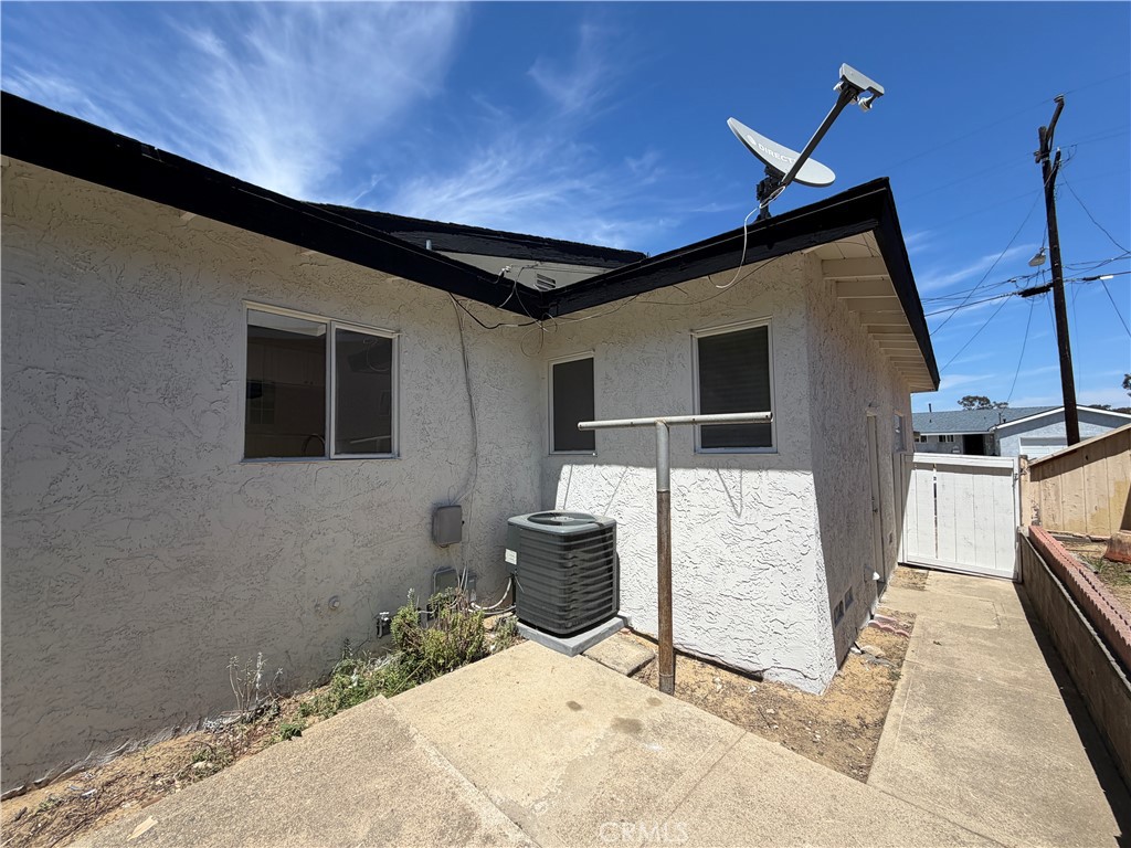 main property photo 40