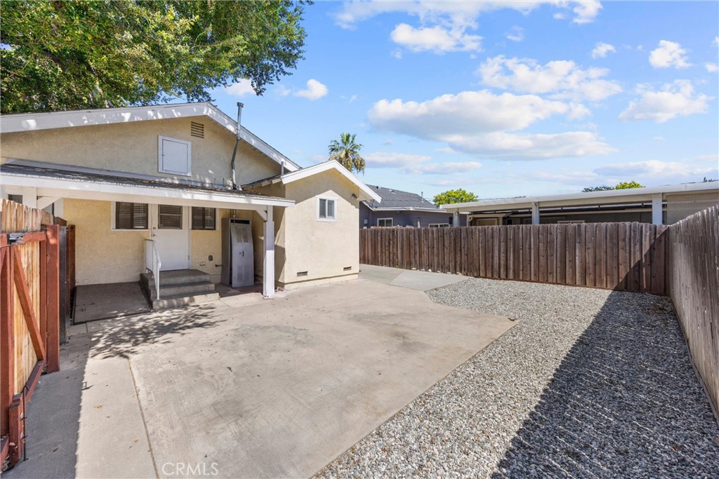 main property photo 25