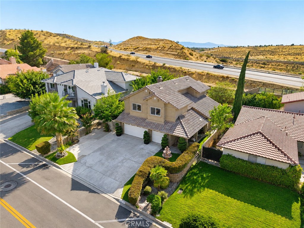 main property photo 3