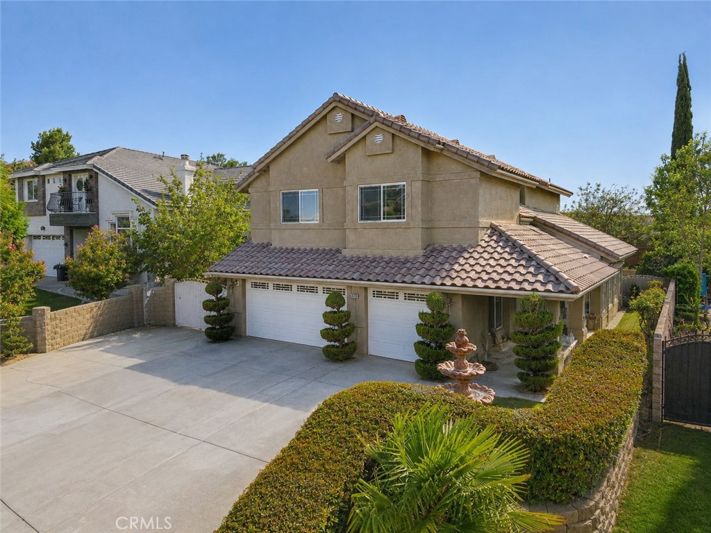 main property photo 5