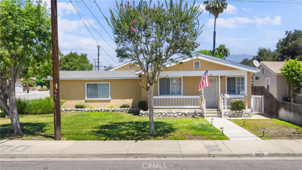 main property photo 11