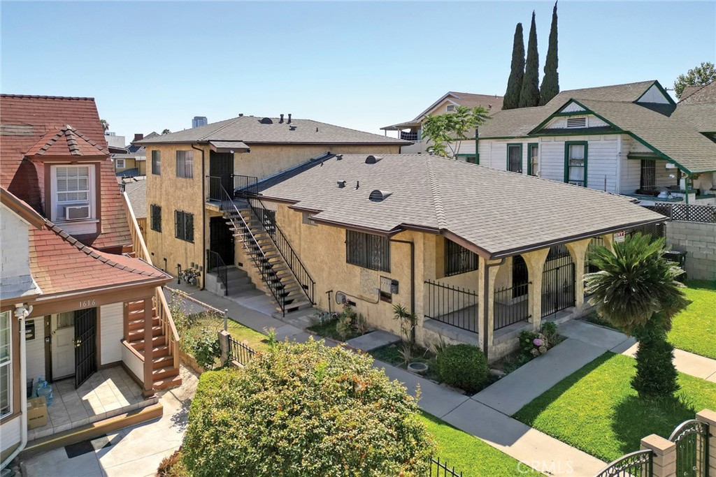main property photo 2