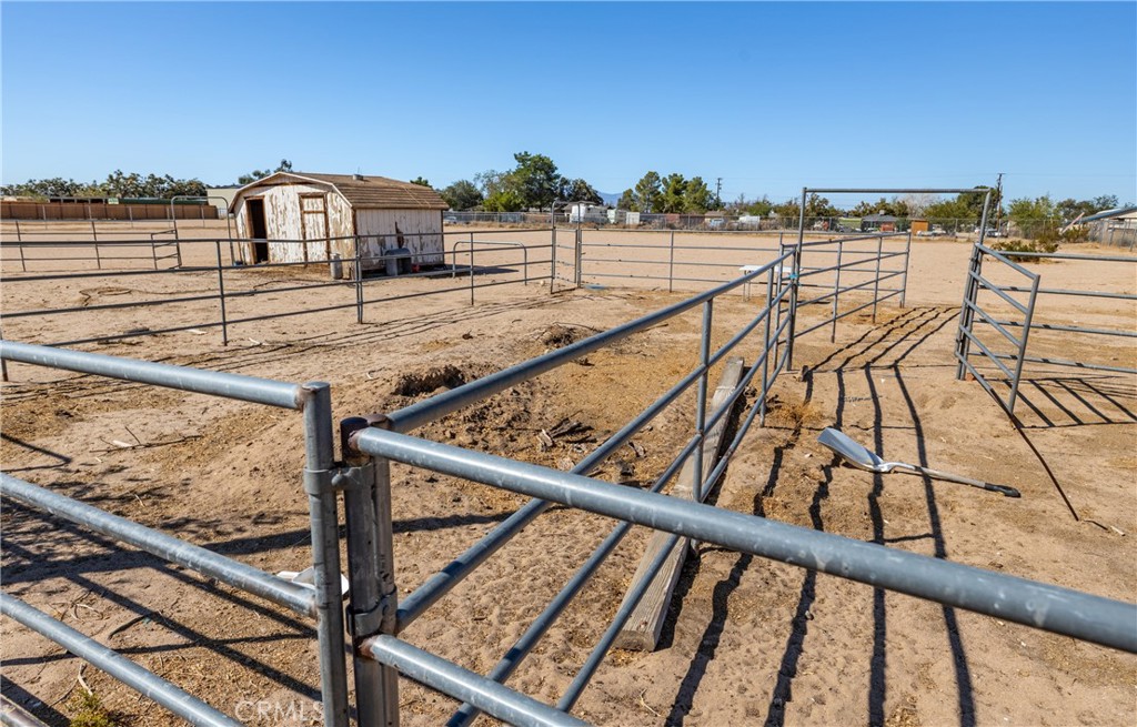 main property photo 23
