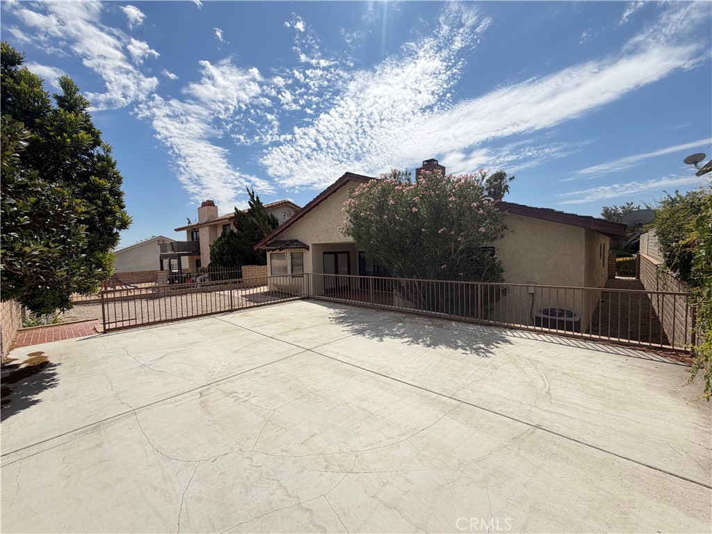 main property photo 26