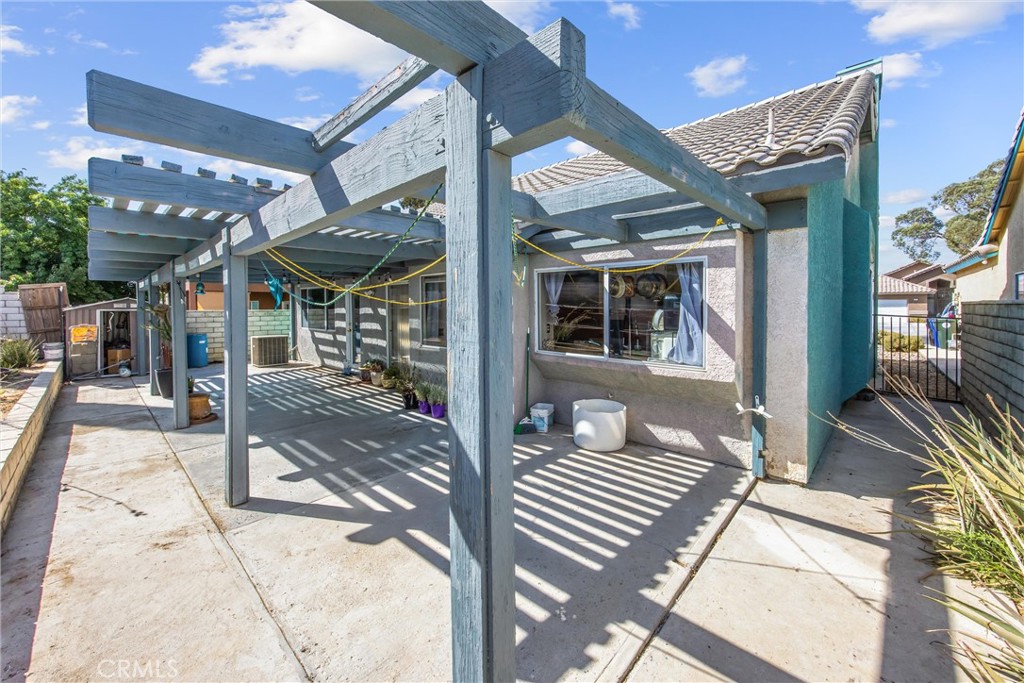 main property photo 32