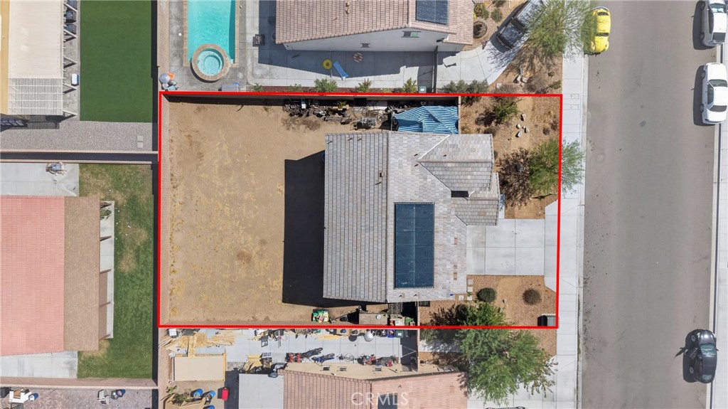 main property photo 40
