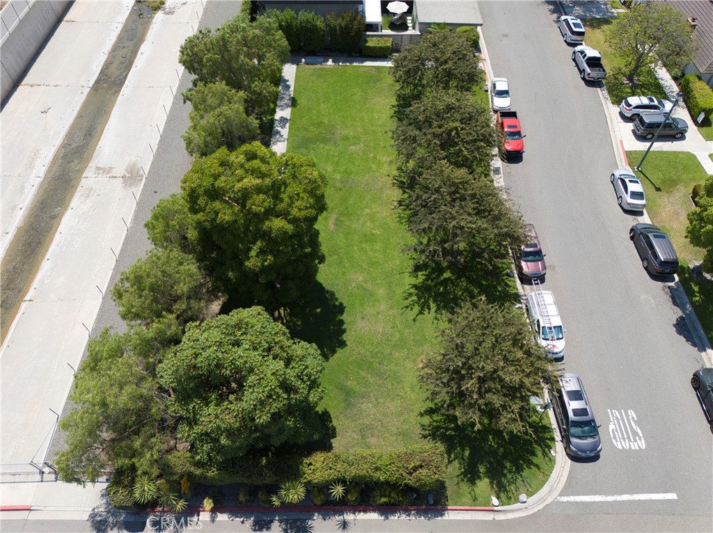 main property photo 48