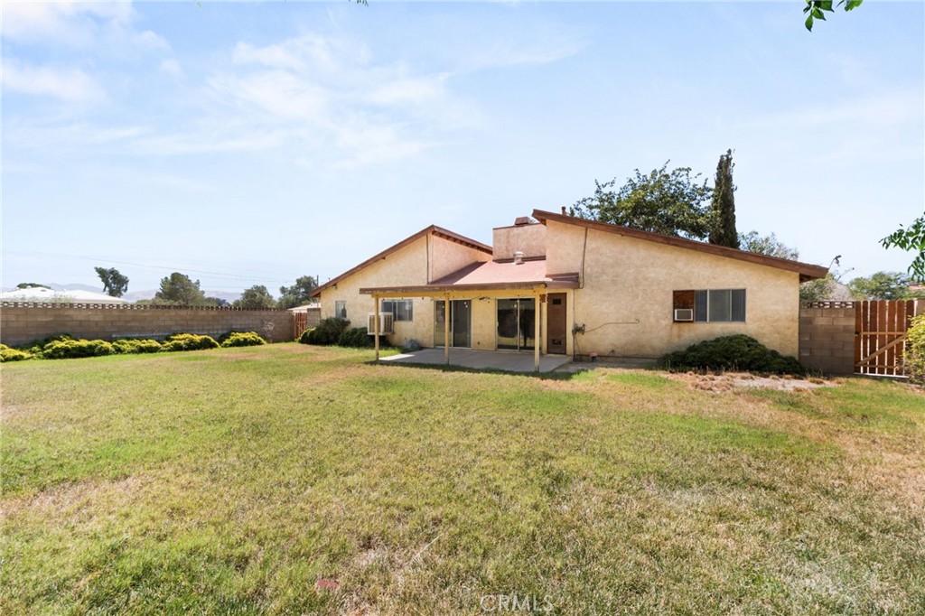 main property photo 23