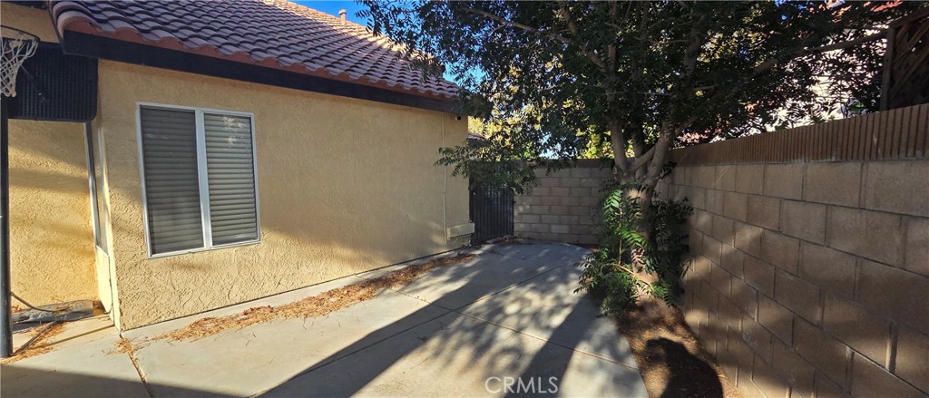 main property photo 44