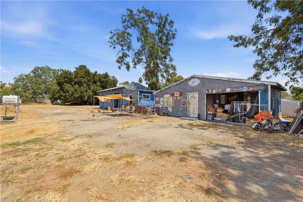 main property photo 38
