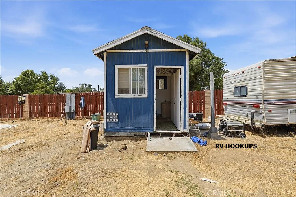 main property photo 57