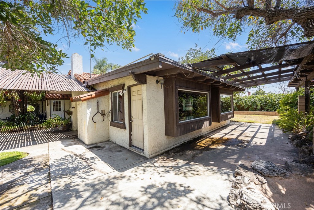 main property photo 39