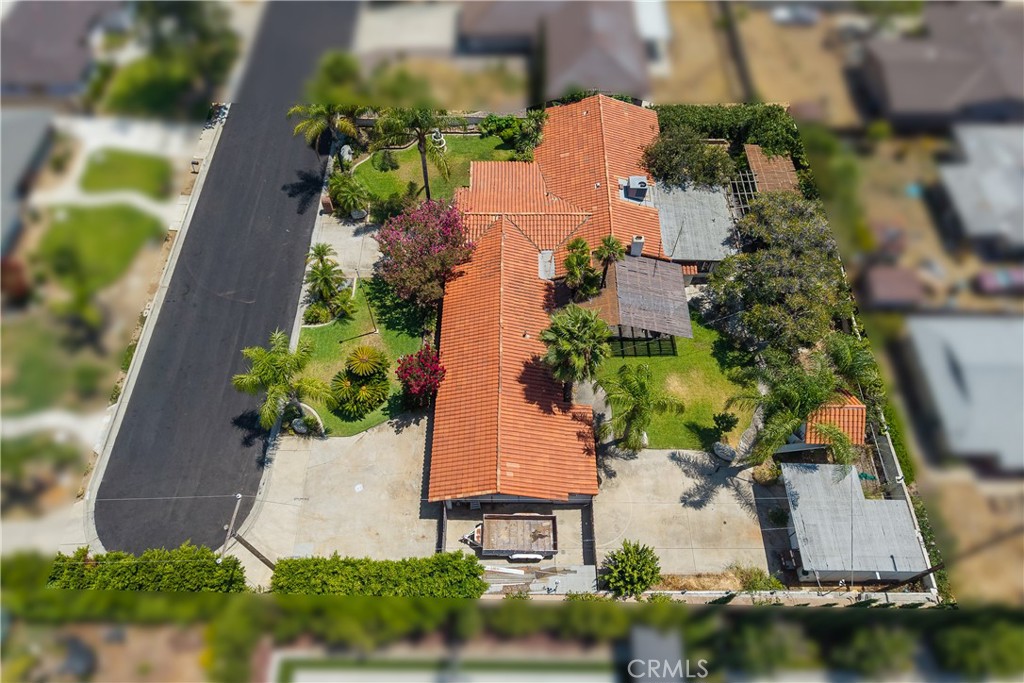 main property photo 54
