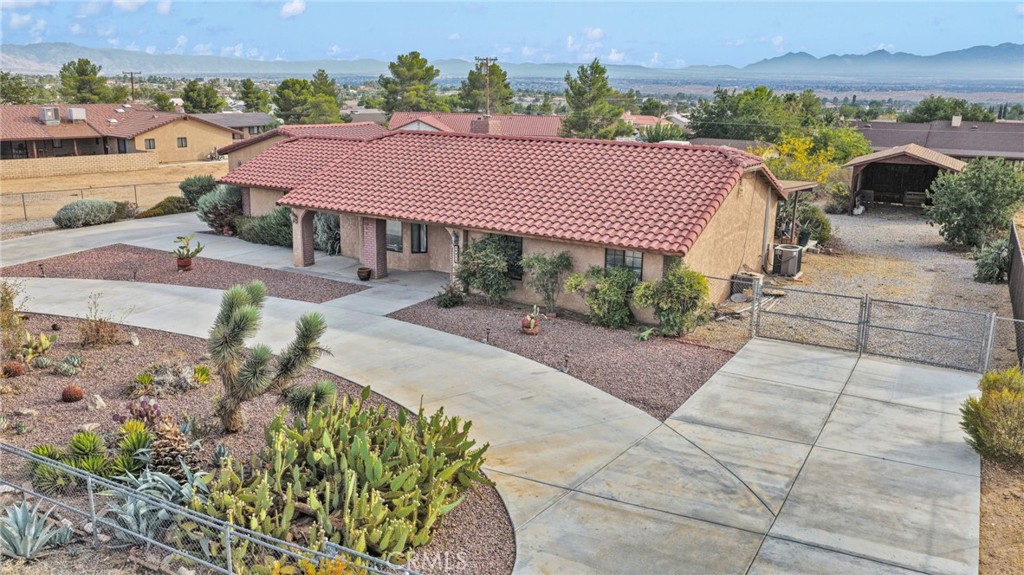 main property photo 45