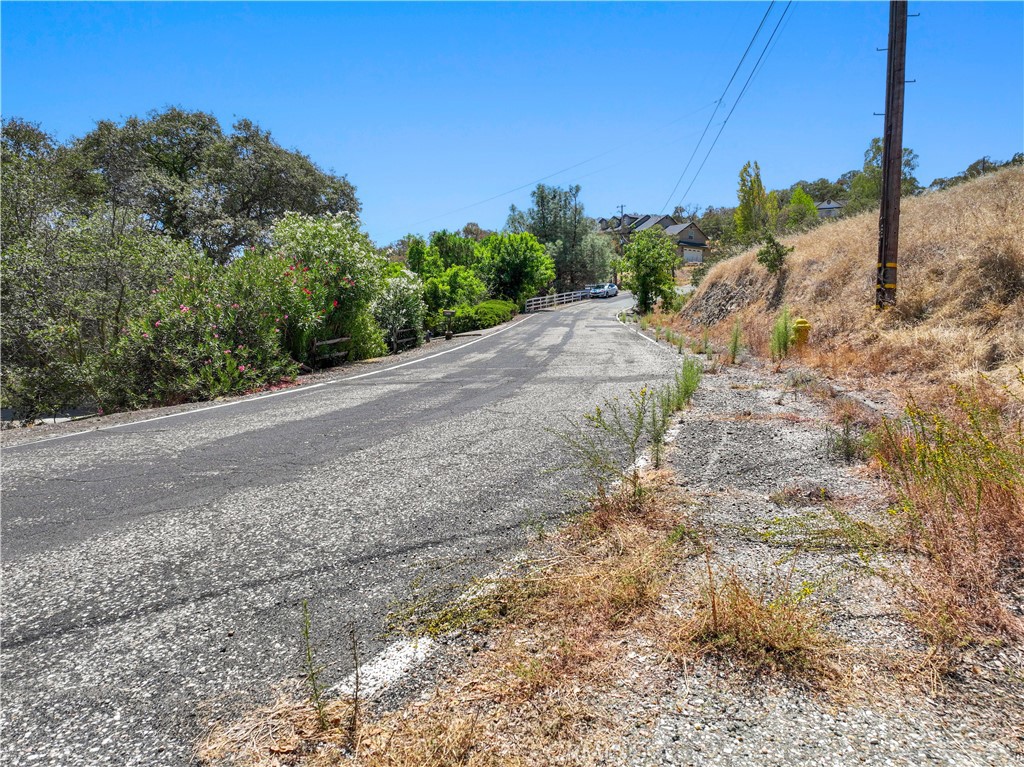 main property photo 8