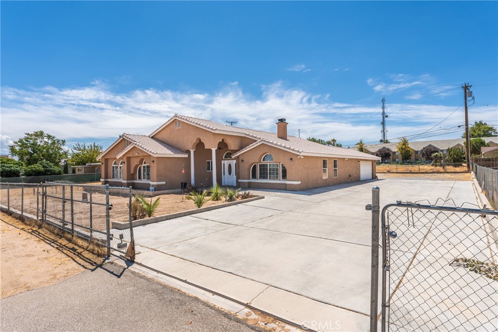 main property photo 1