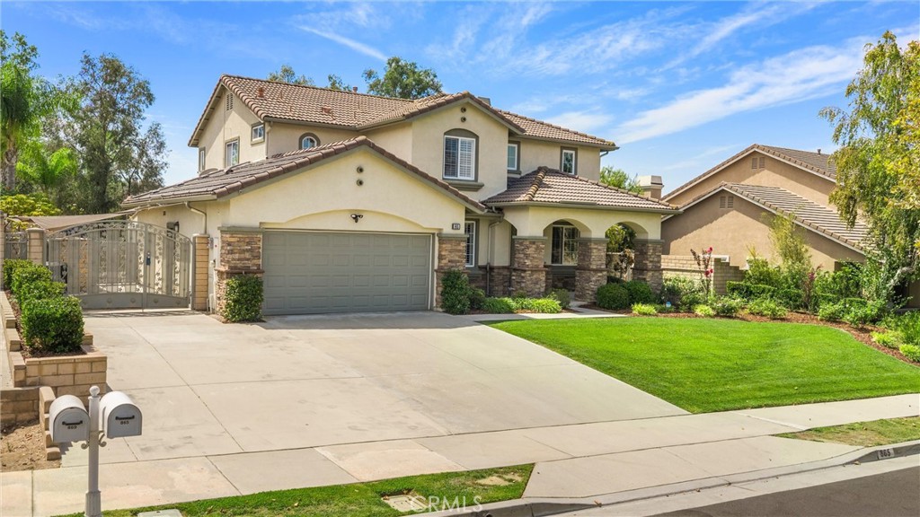 main property photo 4