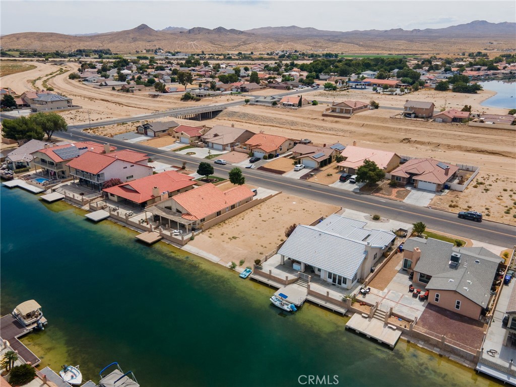 main property photo 13