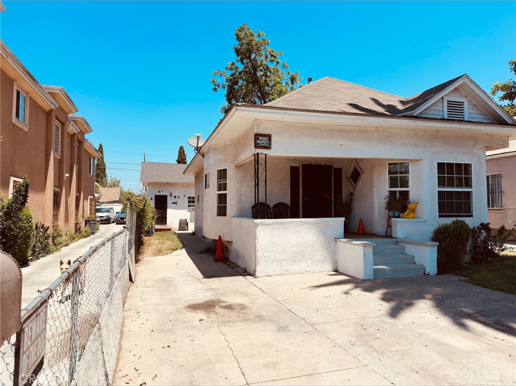 main property photo 5