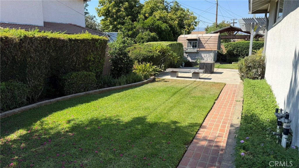 main property photo 41