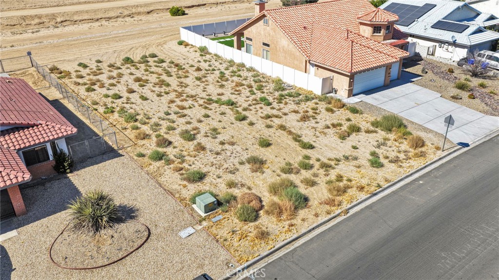 main property photo 4