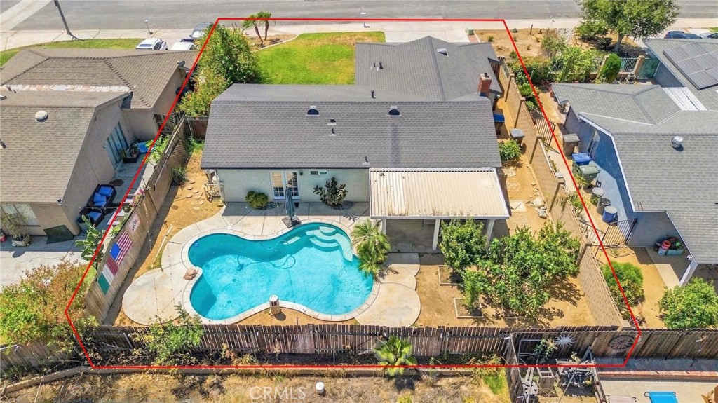 main property photo 47