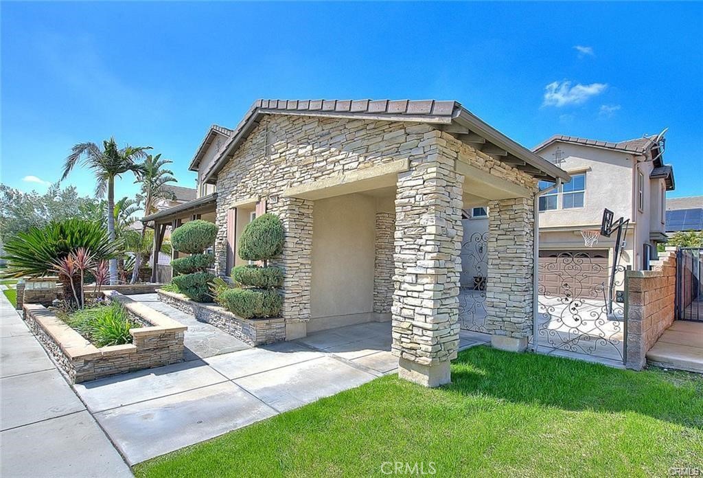 main property photo 19