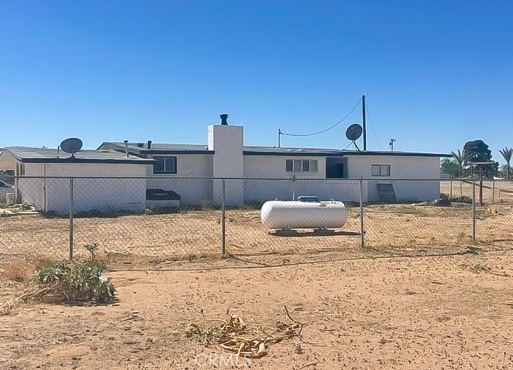 main property photo 7